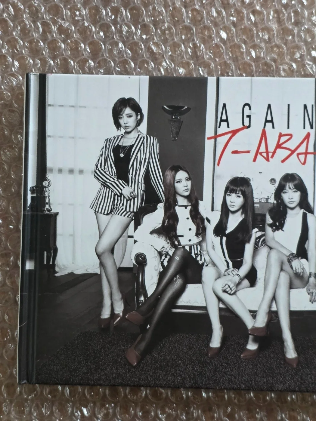 T-ARA TARA 8th Again Promo Album, image 2