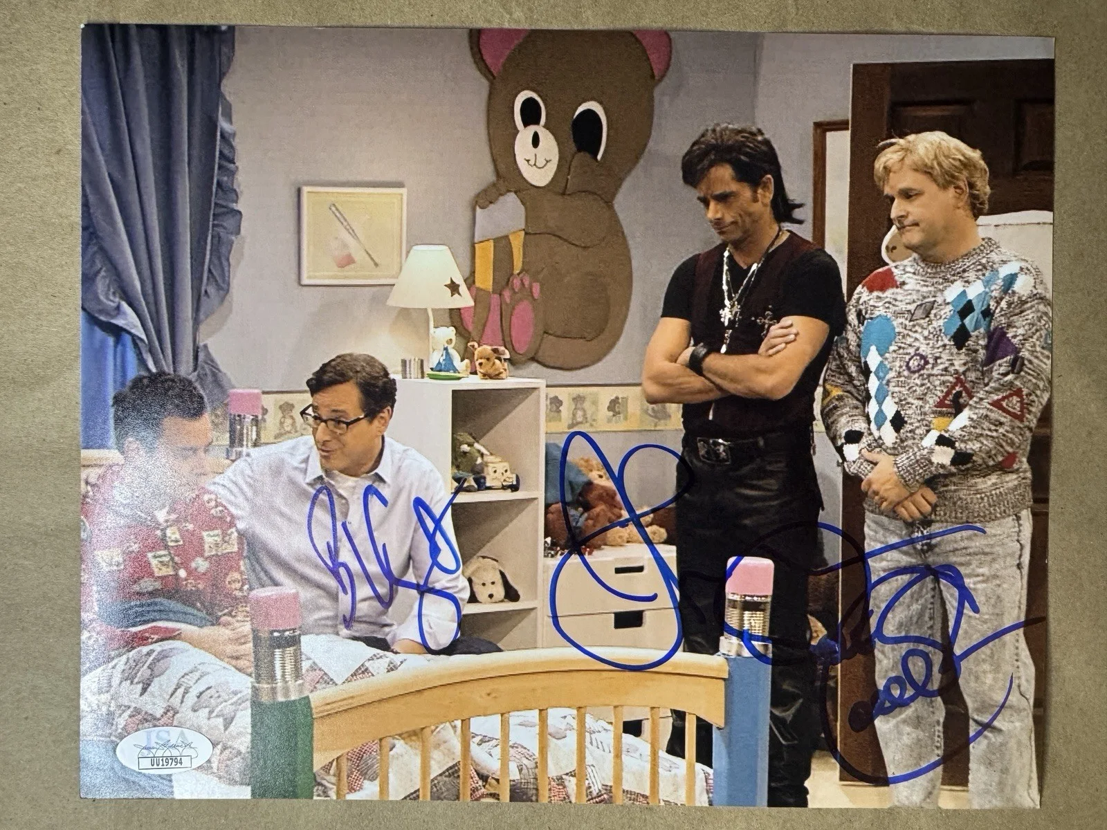 Bob Saget, Dave Coulier, John Stamos — Signed Full House Tonight Show 8x10 Photo Autographed By 3 Saget Stamos JSA COA, image 3