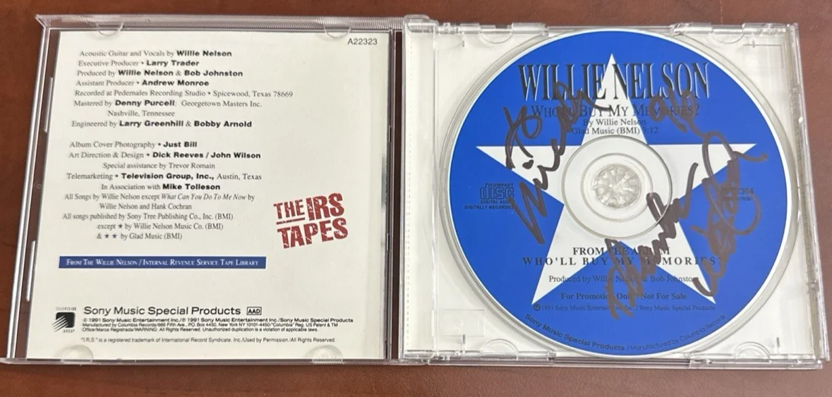 Willie Nelson signed CD The IRS Tapes Country Music Legend Beckett Authenticated, image 2