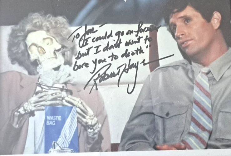 ROBERT HAYS — ROBERT HAYS Authentic Hand-Signed "AIRPLANE! - STRIKER" 8X10 Photo, image 2
