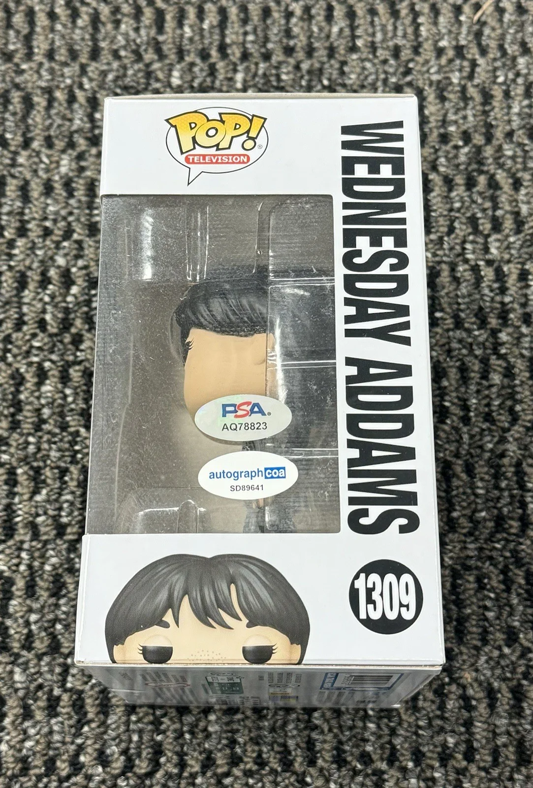 Jenna Ortega — Jenna Ortega Wednesday Addams Signed Autograph #1309 Funko Pop PSA/DNA Authentic, изображение 2
