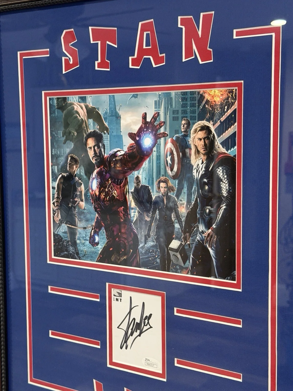 Stan Lee — Stan Lee / Avengers / Signed/ Autograph / Framed / JSA COA, image 3