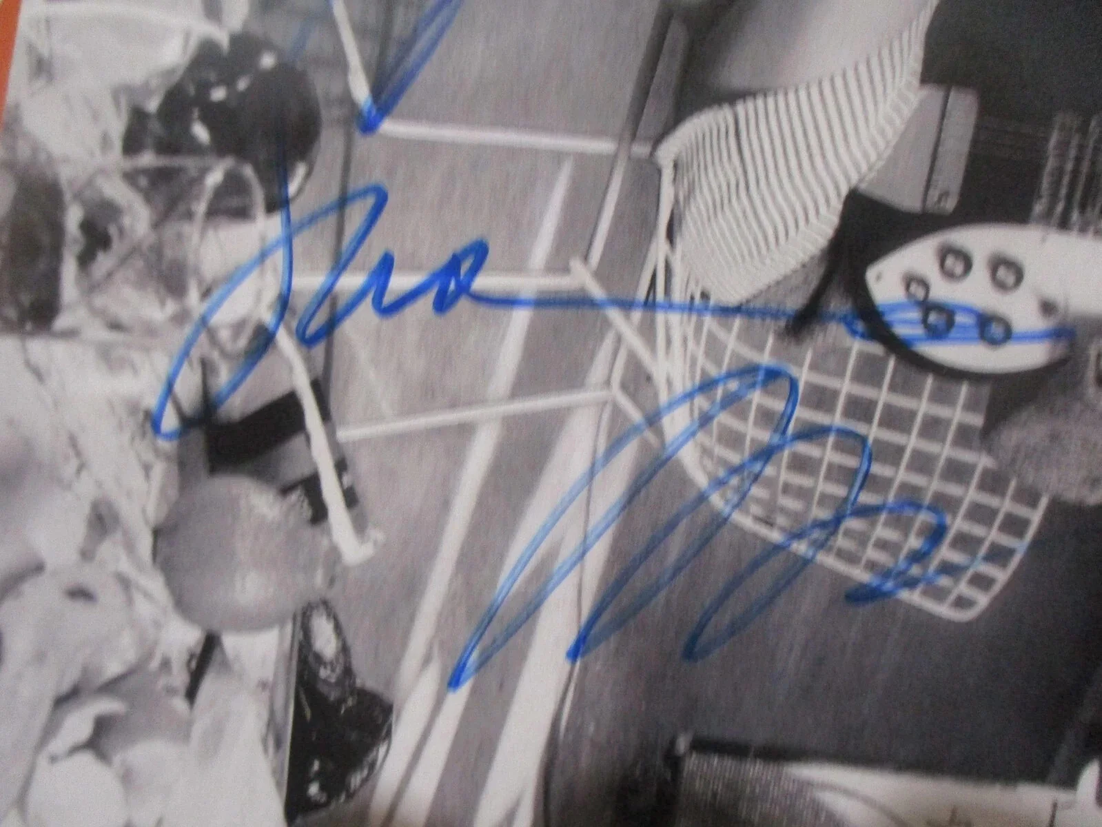 THE BANGLES AUTHENTIC SIGNED/AUTOGRAPHED VINYL RECORD--SUSANNA HOFFS + 3, image 3