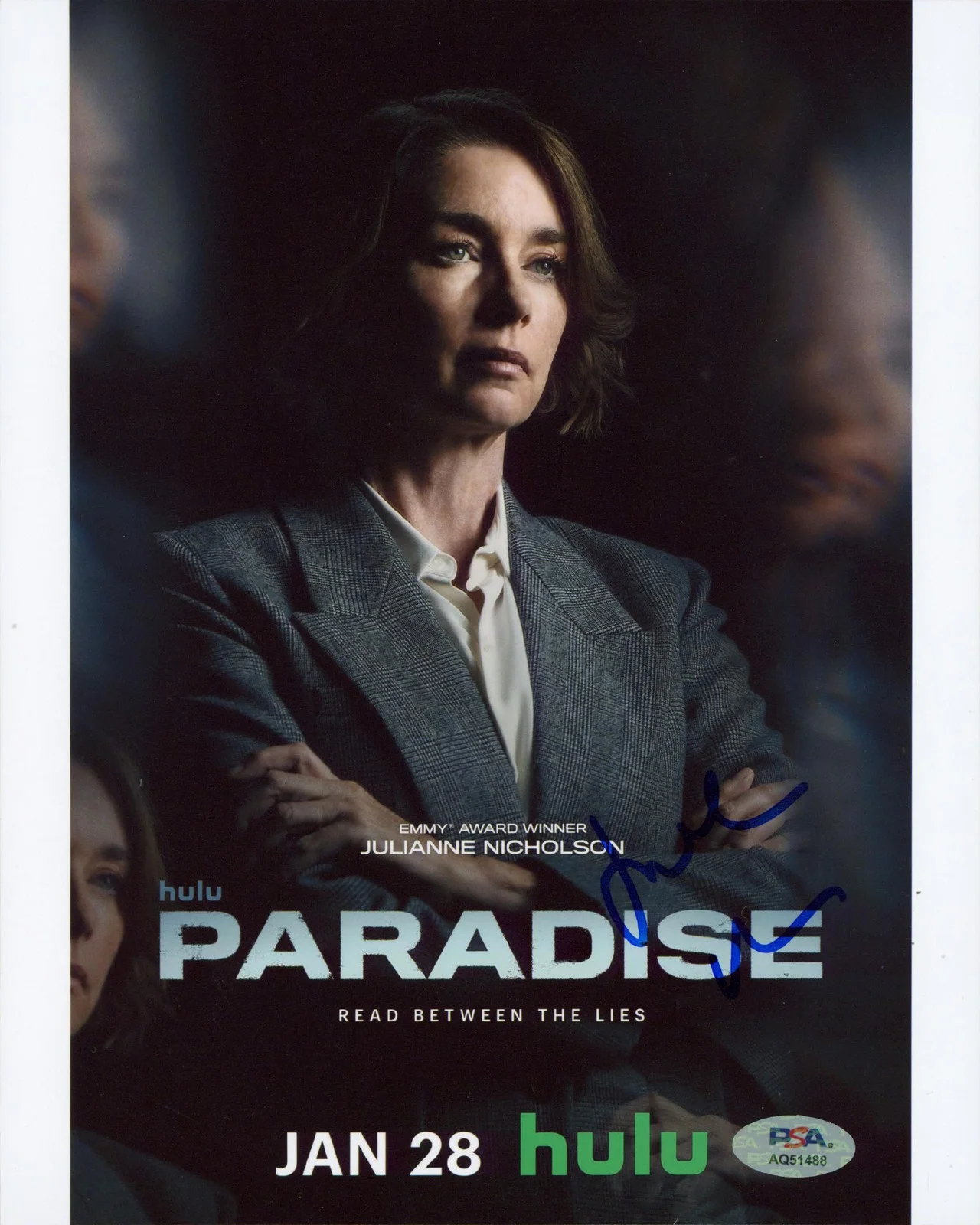 Julianne Nicholson — Julianne Nicholson Paradise Authentic Signed 8x10 Vertical Photo PSA/DNA AQ51488