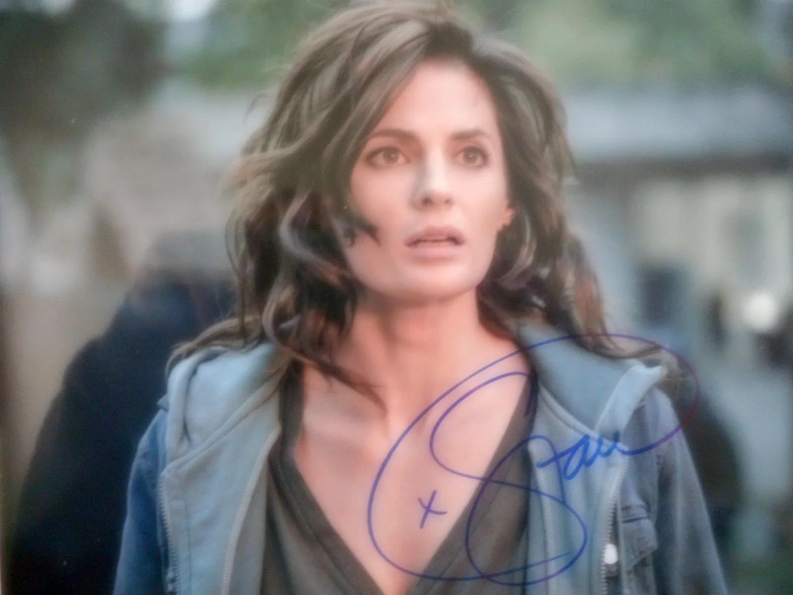 Stana Katic — Stana Katic Autographed CASTLE (Det Beckett) RARE 8x10 Photo Coa & #d Hologram, изображение 2