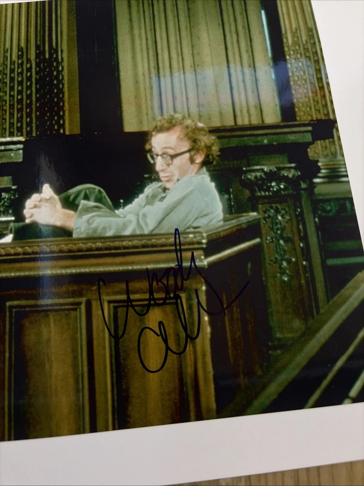 WOODY ALLEN — WOODY ALLEN Signed Autographed 8.5x11 PHOTO Beckett Authenticated BAS, изображение 2