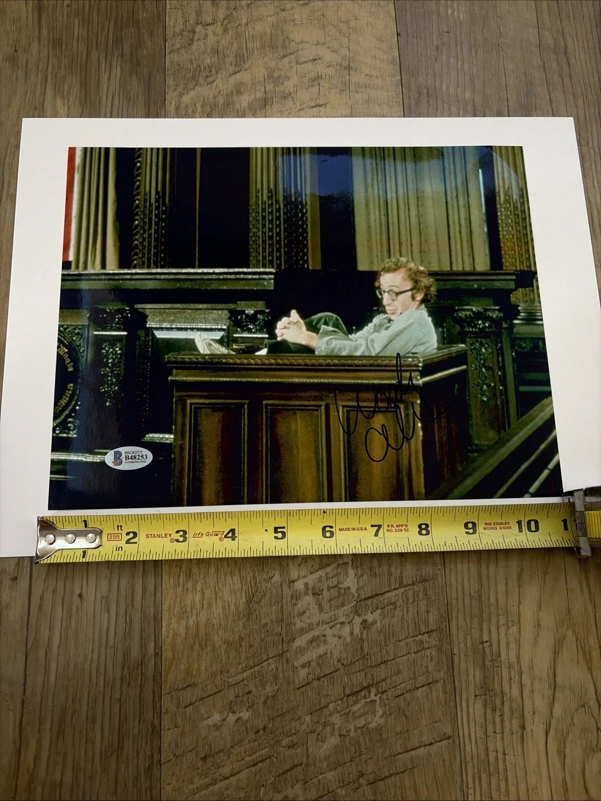 WOODY ALLEN — WOODY ALLEN Signed Autographed 8.5x11 PHOTO Beckett Authenticated BAS, изображение 4