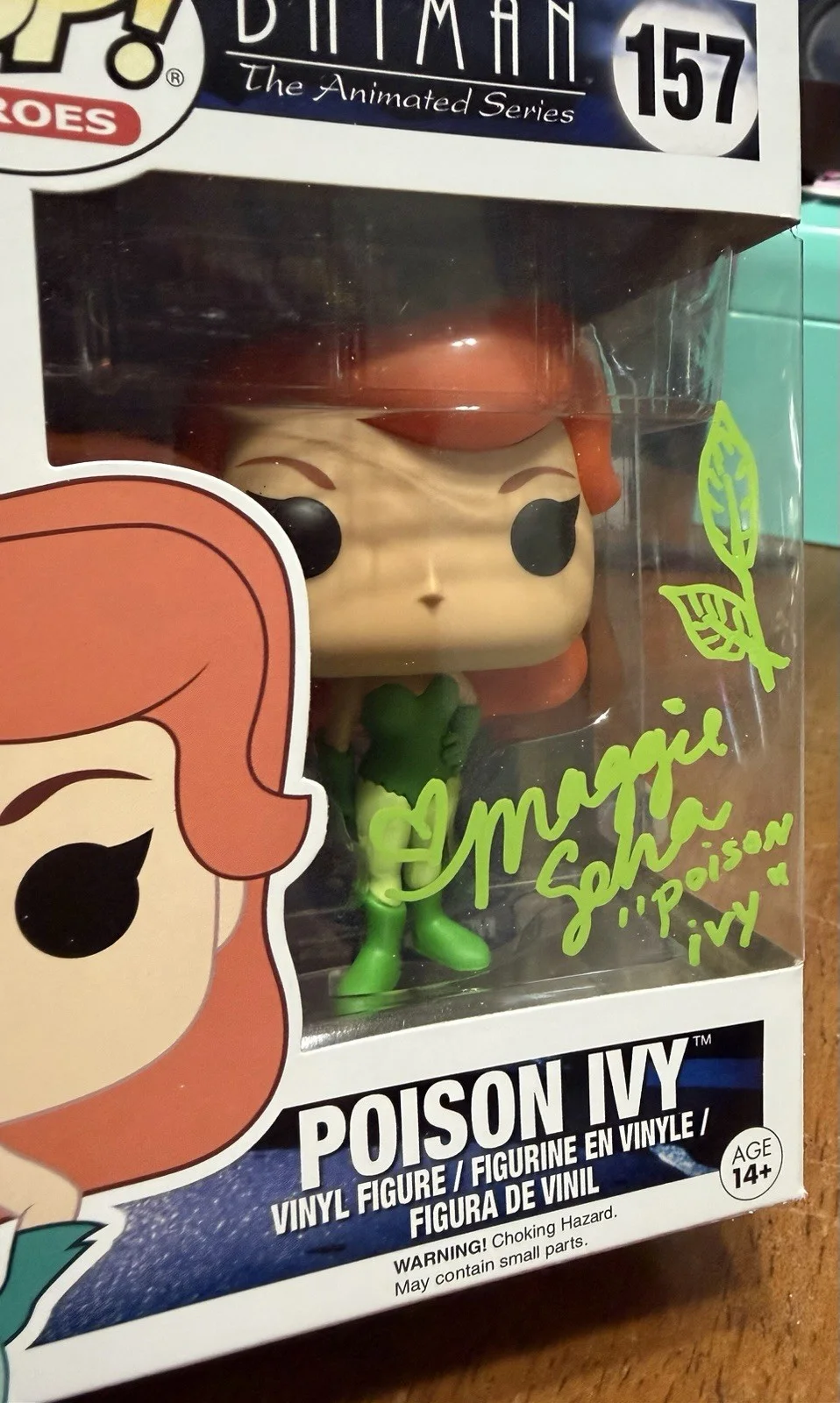 MAGGIE GEHA — MAGGIE GEHA SIGNED GOTHAM POISON IVY AUTOGRAPH Funko Pop Beckett COA Batman, image 4