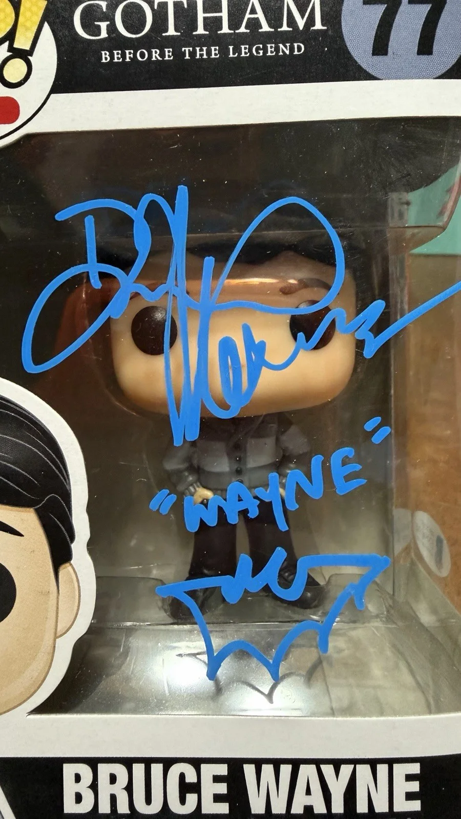 David Mazouz — DAVID MAZOUZ SIGNED GOTHAM BRUCE WAYNE BATMAN Autographed FUNKO POP Beckett, изображение 3