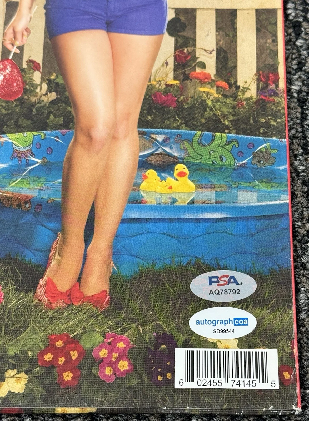 Katy Perry Signed Autograph One Of The Boys Album Vinyl Record PSA/DNA Authentic, изображение 3