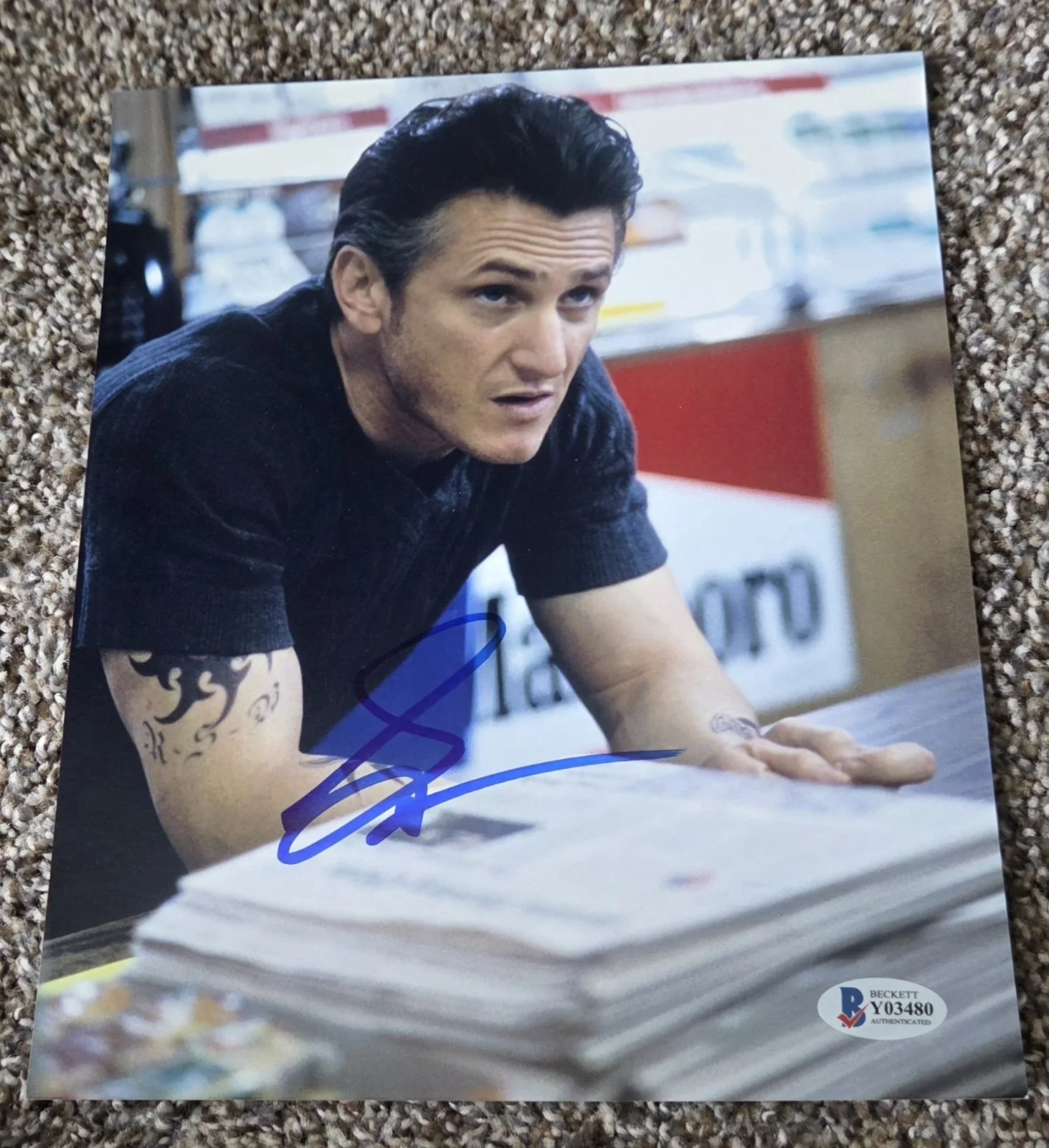 Sean Penn — SEAN PENN - 8x10 Signed Autograph Auto Photo "Mystic River" COA Beckett BAS