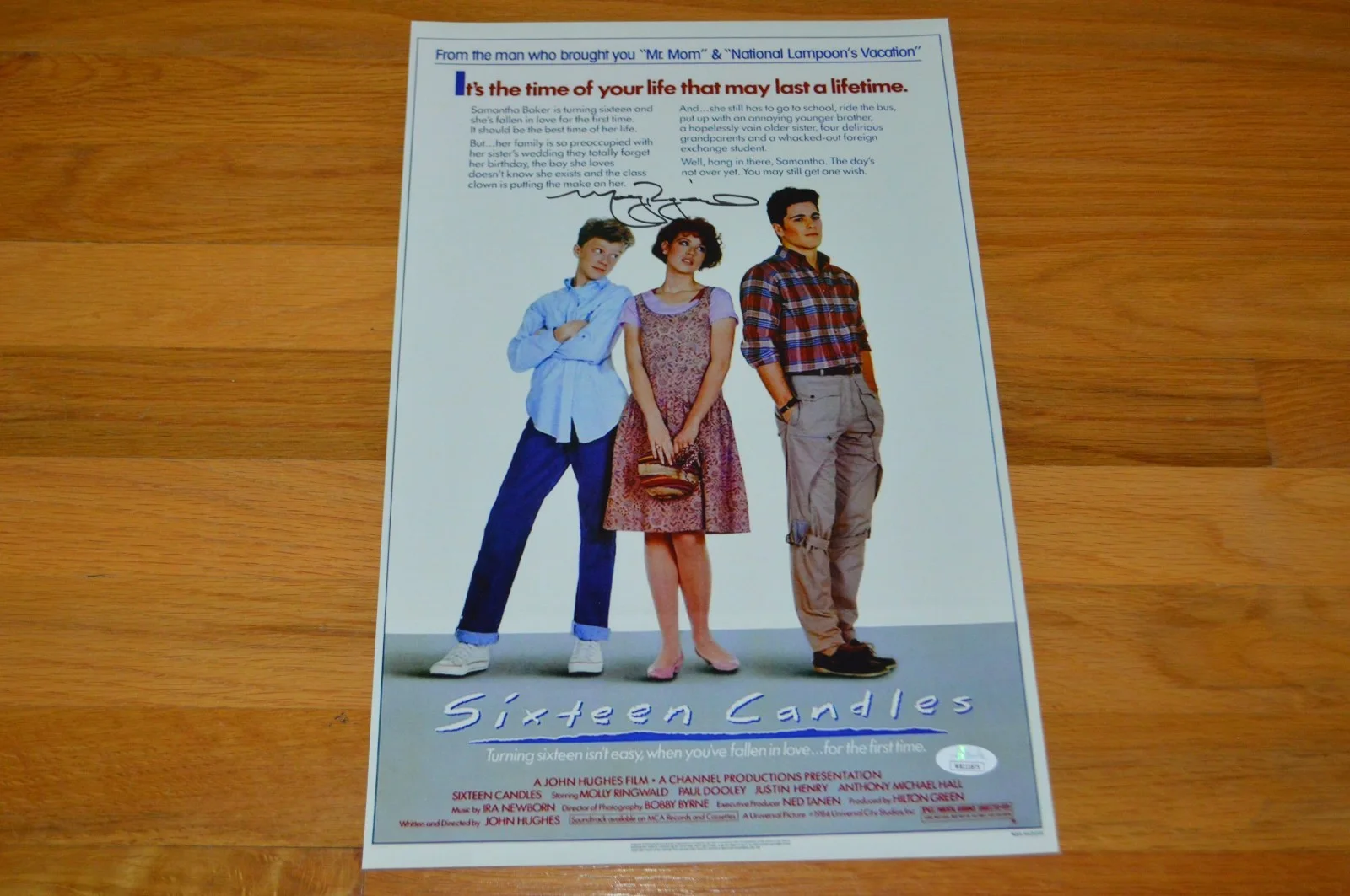 Molly Ringwald — Molly Ringwald Autographed "Sixteen Candles" 11x17 Movie Poster with JSA COA, изображение 2