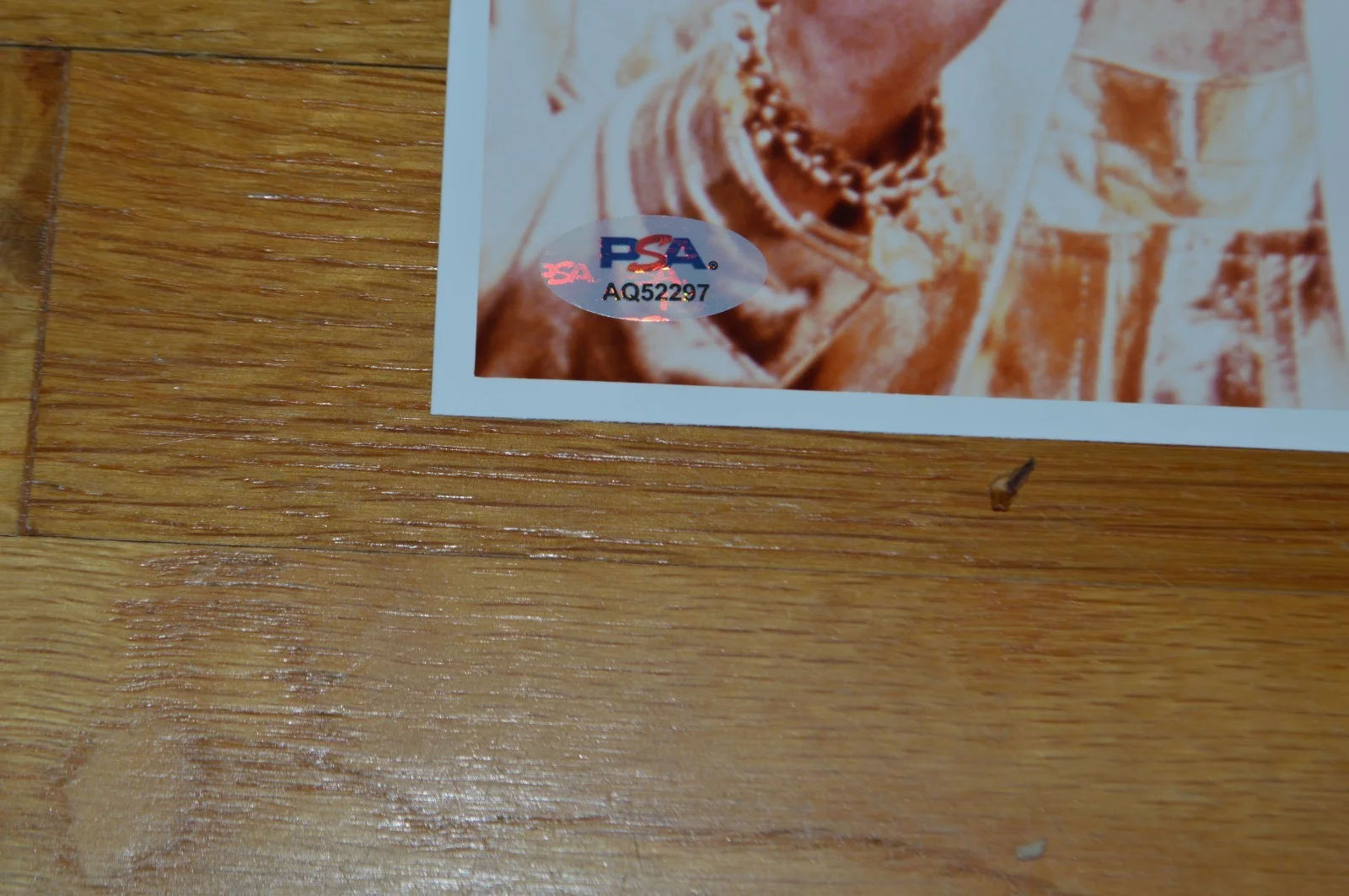 Mike Myers — Mike Myers Autographed "Austin Powers" 8x10 Color Photo with PSA Hologram, image 3