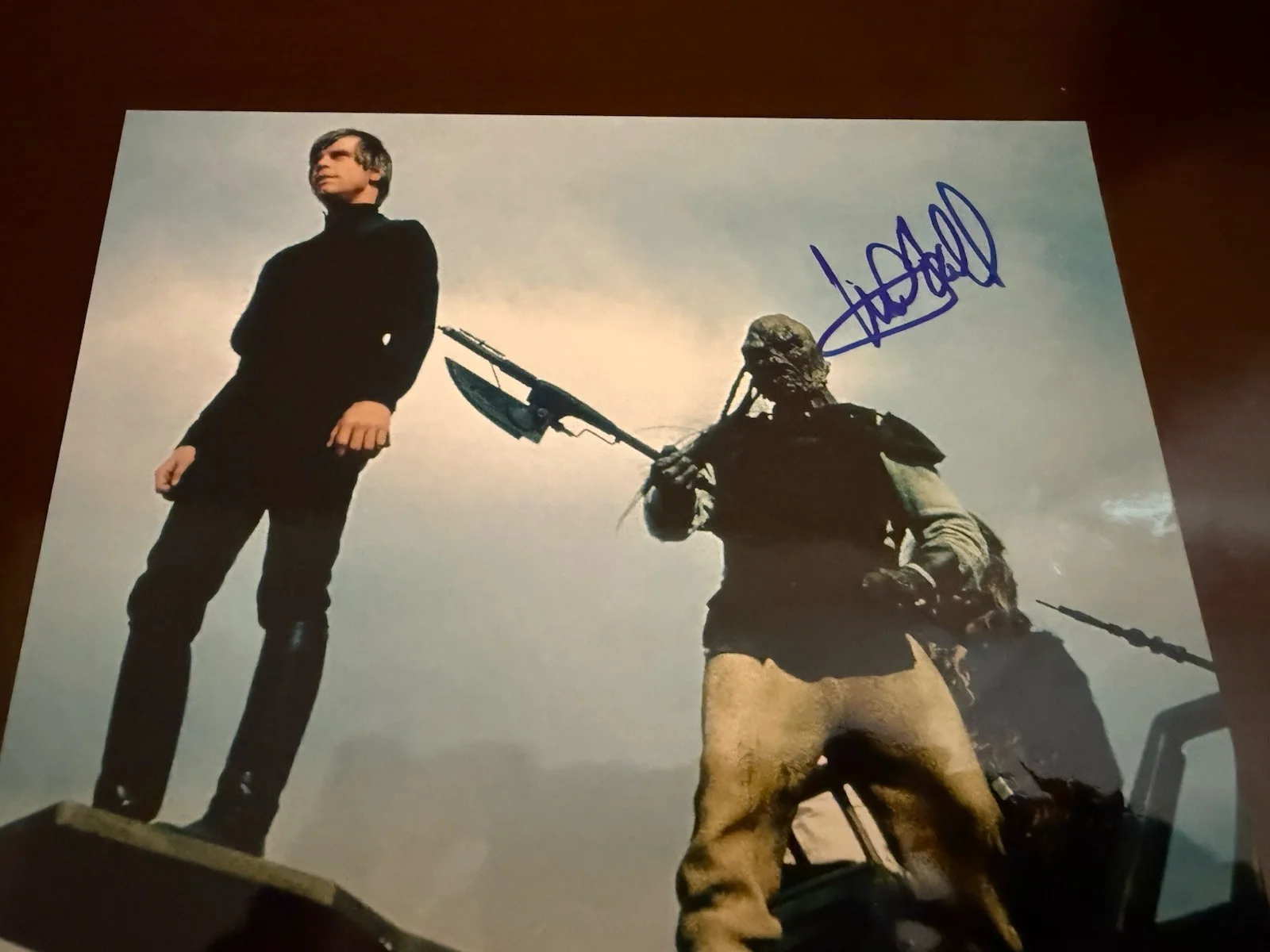 Mark Hamill — MARK HAMILL HAND SIGNED STAR WARS AUTOGRAPH 8x10 COLOR RARE JSA LOA LUKE, image 2
