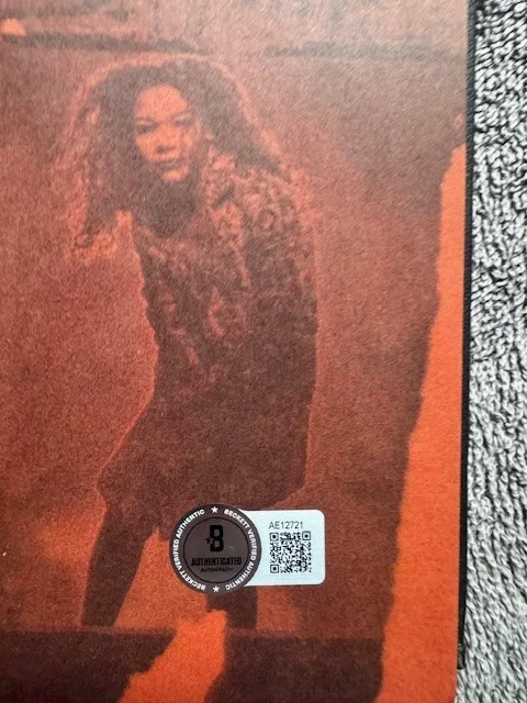 Curtis Cregan — Rent Cast Signed Photo & Book LOT w/ Beckett LOA x2 + Signing Photos (6 Autos), изображение 4