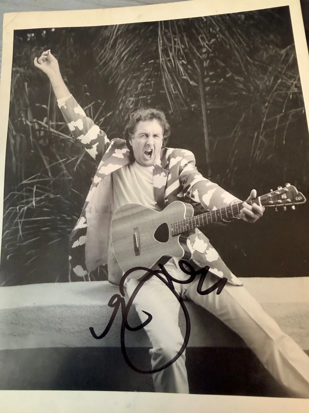 Eric Idle / John Cleese — MONTY PYTHON Two Autograph Lot - Eric Idle $ John Cleese, image 3
