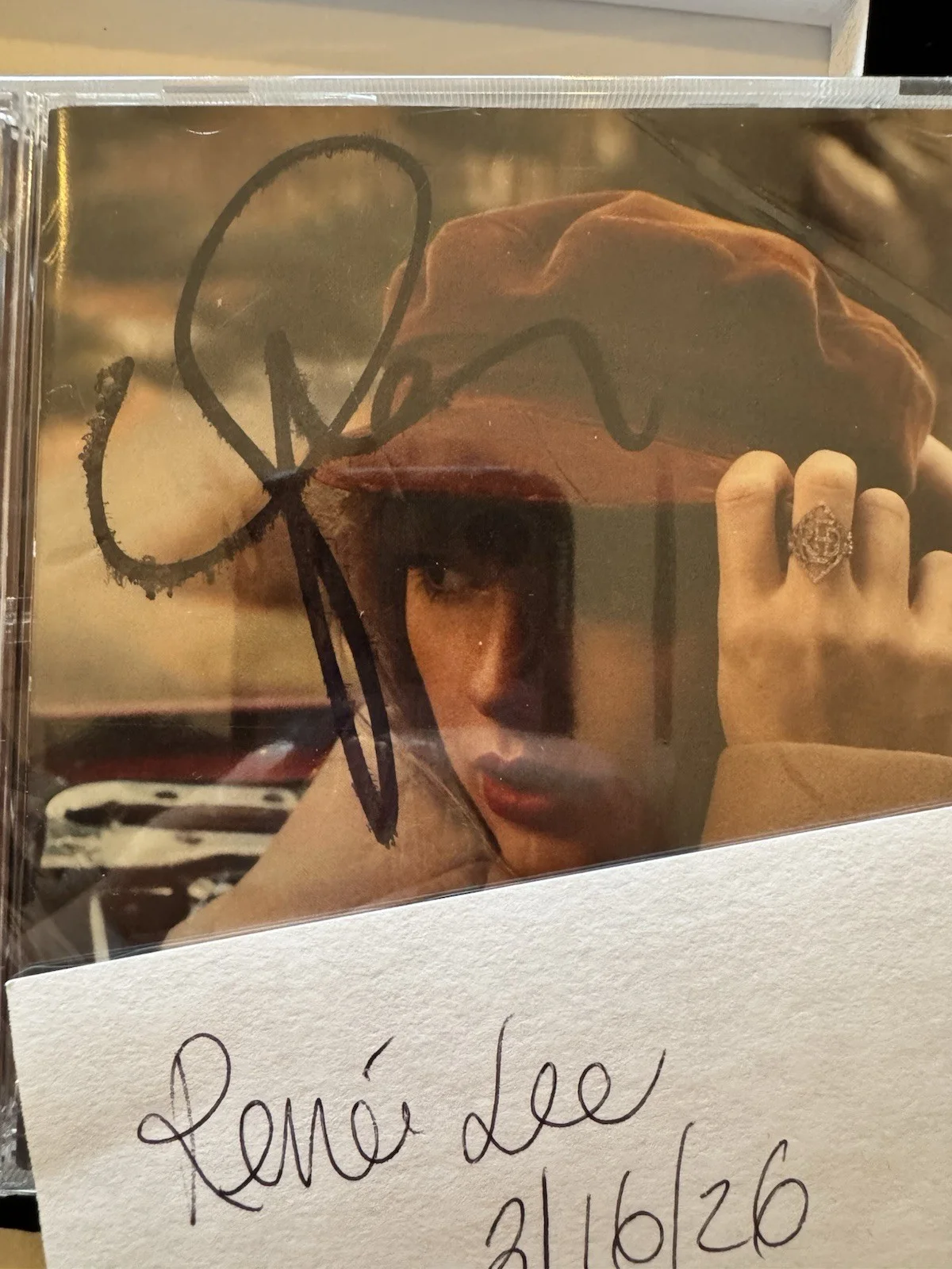 SIGNED + SEALED Taylor Swift Red (Taylor's Version) CD Brand new in plastic, image 3
