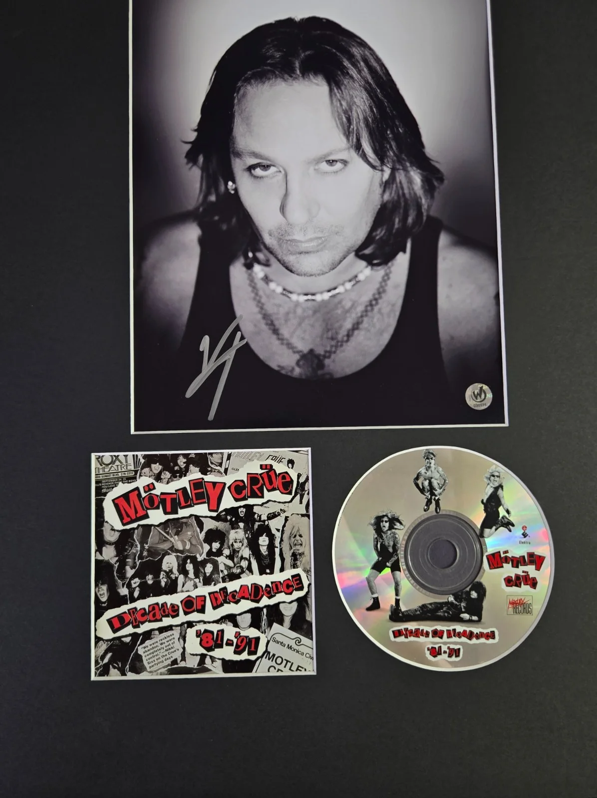 Vince Neill Signed Photo + CD Framed 16x20 Display Wizard World Motley Crue, изображение 2