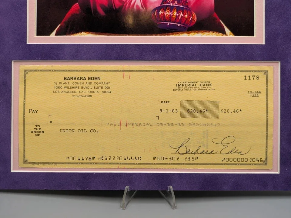 barbara eden — Barbara Eden I Dream of Jeannie Personal Owned Check Auto Signed PSA/DNA 12 X 16, изображение 2