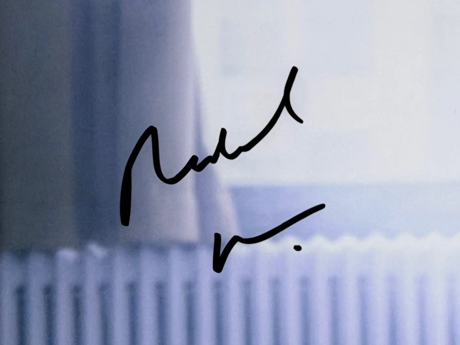 Rachel Weisz — Rachel Weisz Signed 8.5x11 Photo Autograph The Mummy COA, image 2