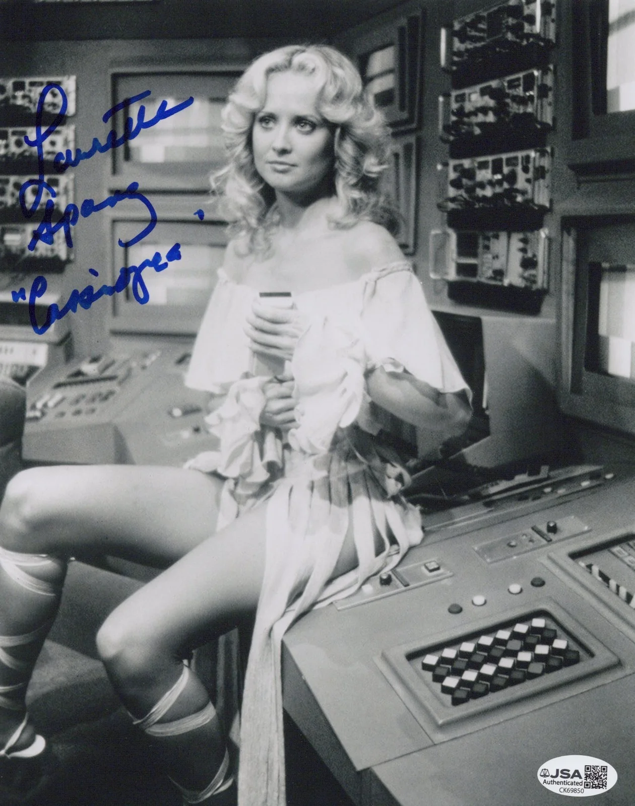 Laurette Spang — Battlestar Galactica- Laurette Spang signed Cassiopeia 8x10 photo JSA COA