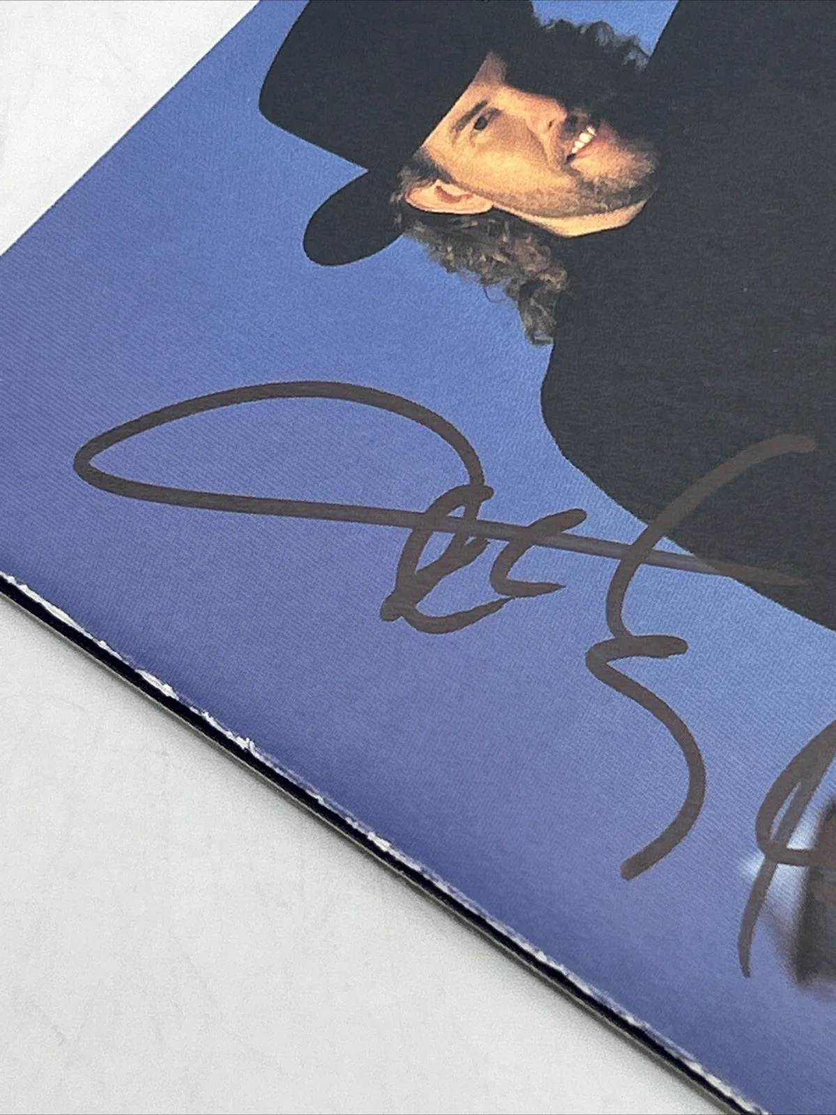 Toby Keith Autographed “Boomtown" CD Booklet Signed 1994, image 3