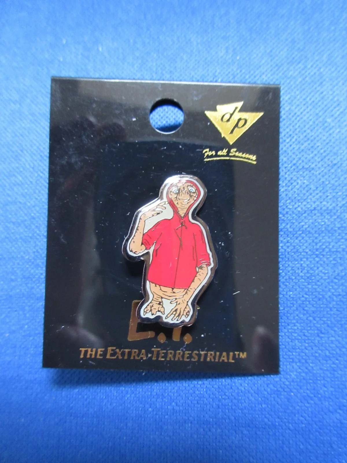 ET THE EXTRA TERRESTRIAL PIN BADGE 90's UNUSED EX SHOP STOCK, изображение 2