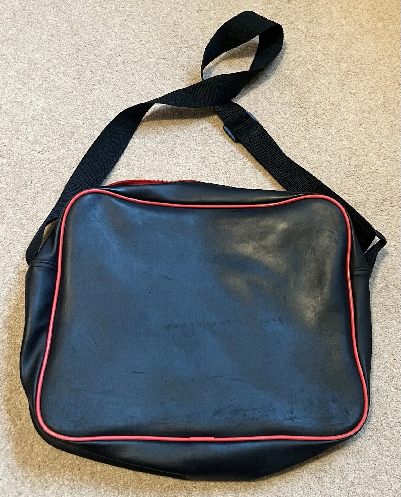 Marvel Comics Satchel Messenger Shoulder Bag with Strap Black, image 3