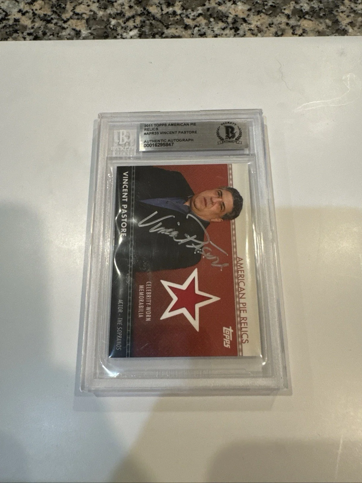 Vincent Pastore — 2011 TOPPS VINCENT PASTORE AMERICAN PIE - AUTOGRAPHED CARD BGS BECKETT