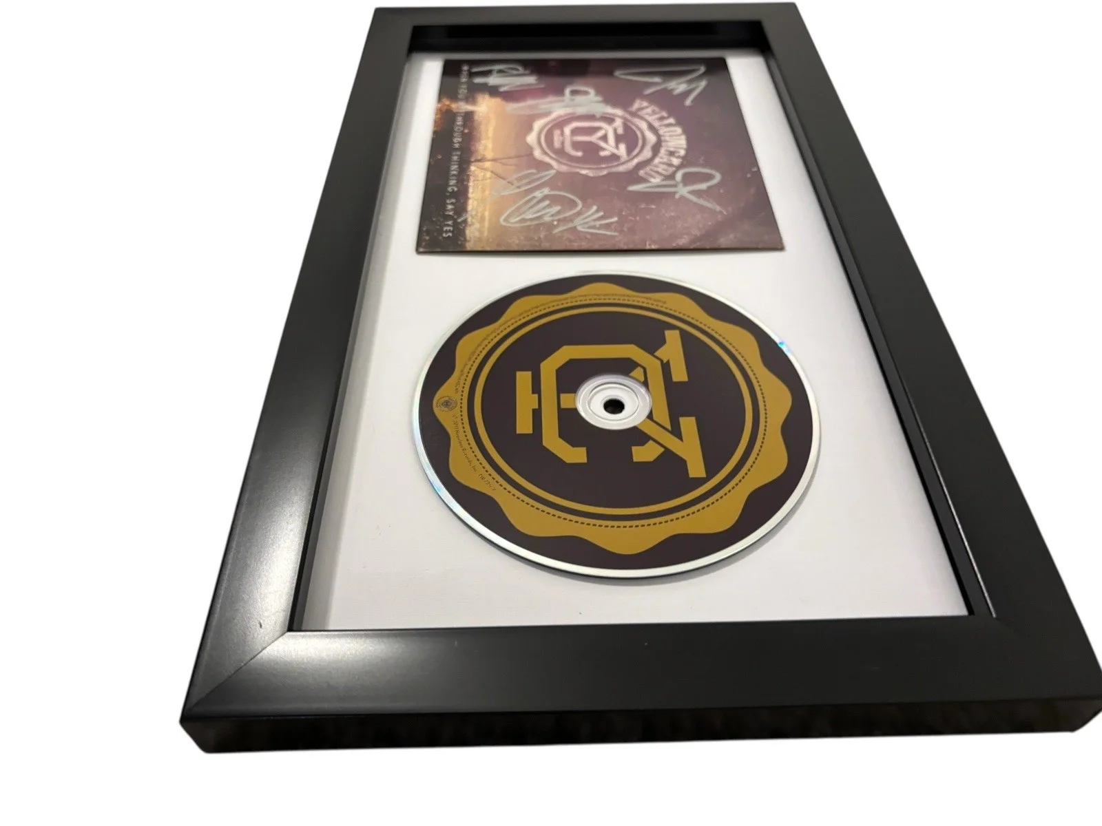 YELLOWCARD x5 SIGNED AUTOGRAPH WHEN YOU’RE THROUGH THINKING SAY YES FRAMED CD, изображение 3