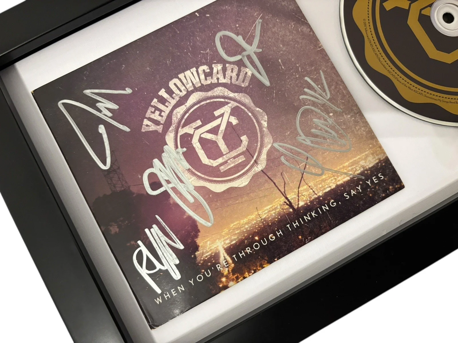 YELLOWCARD x5 SIGNED AUTOGRAPH WHEN YOU’RE THROUGH THINKING SAY YES FRAMED CD, изображение 4