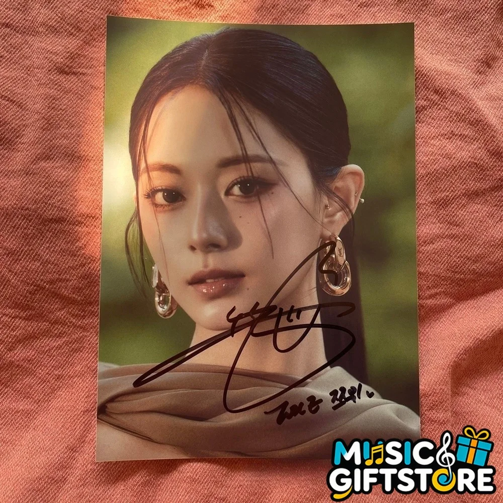 TWICE Tzuyu Autographed Signed Photo 4*6 K-POP Collectibles 202604 #MUGS, изображение 3
