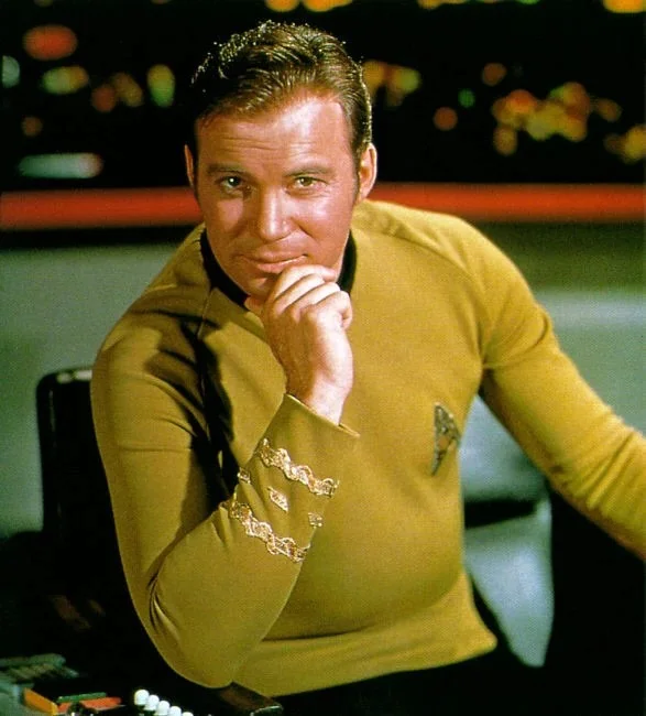 William Shatner — William Shatner Signed Star Trek Prop Uniform Shirt (JSA), image 5