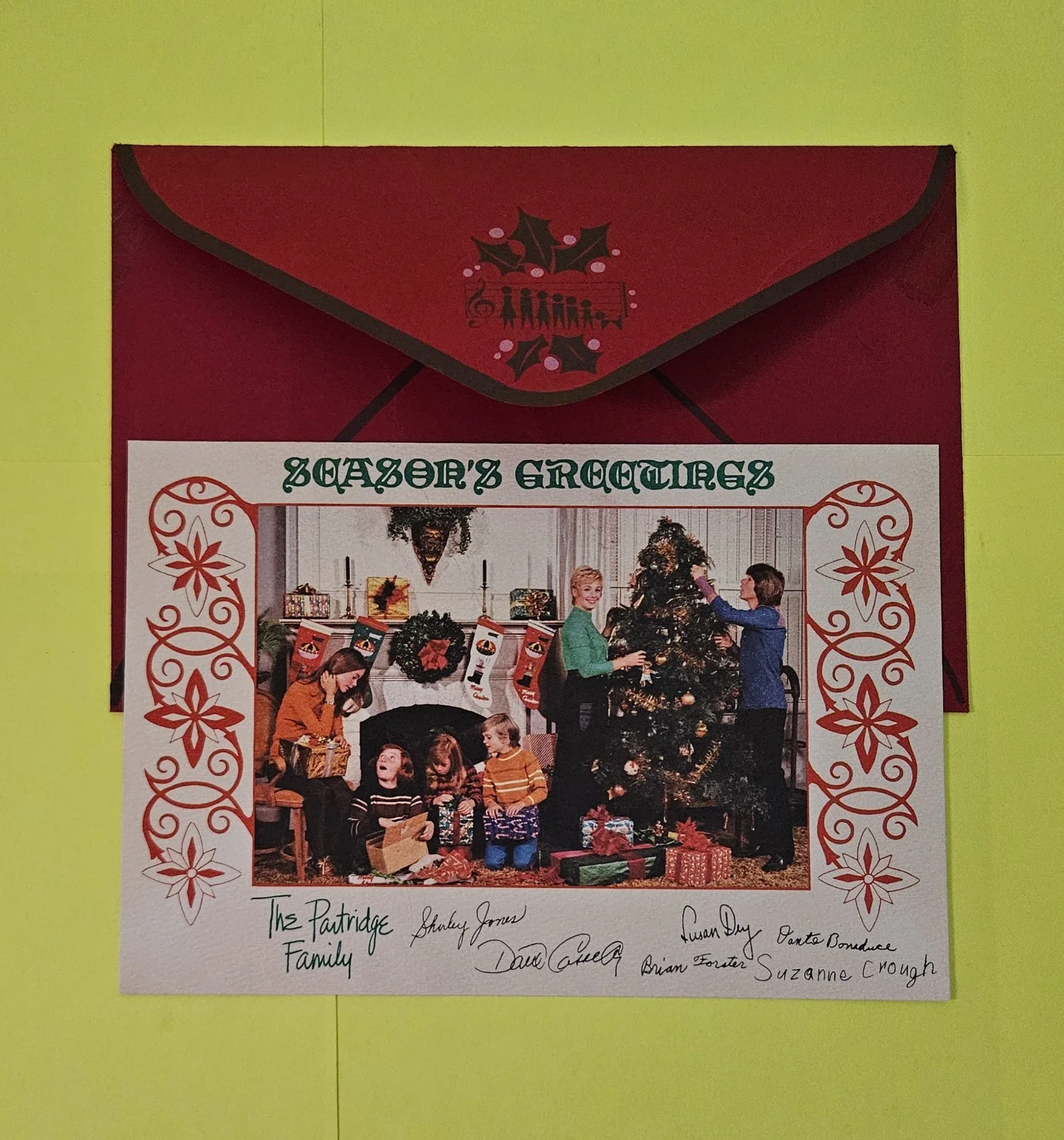 Hand~Signed by Shirley Jones — SHIRLEY JONES~ AUTOGRAPHED 8 x 10 PHOTO~Plus Family Cast Greeting Christmas Card, изображение 4