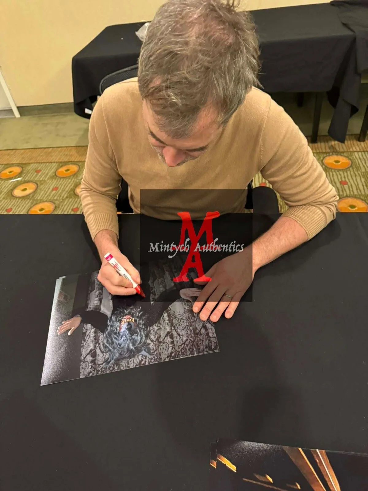 Mark Duplass — Mark Duplass autographed signed 8x10 photo Creep Peachfuzz Beckett COA, изображение 3