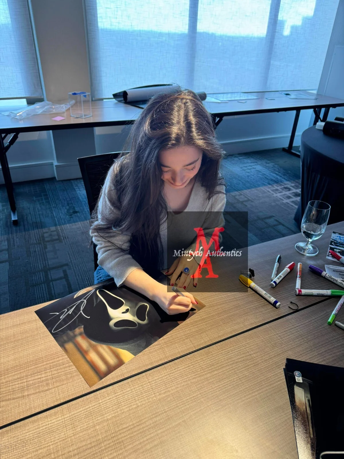 Mikey Madison — Mikey Madison autographed signed Ghostface Fun World UW mask Beckett COA horror, image 3