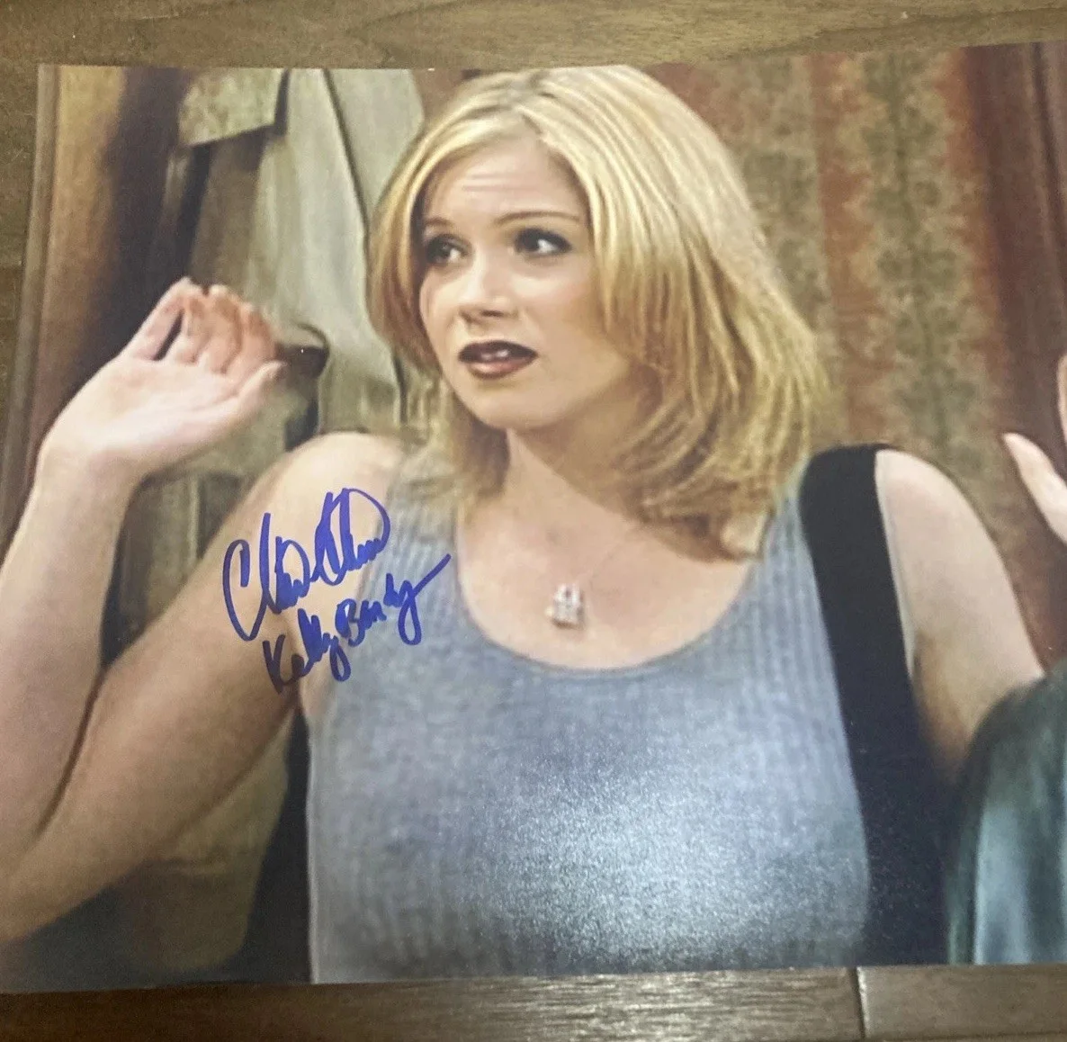 Christina Applegate — Christina Applegate Signed 11x14 Photo "Kelly Bundy" JSA COA Private Signing, изображение 4