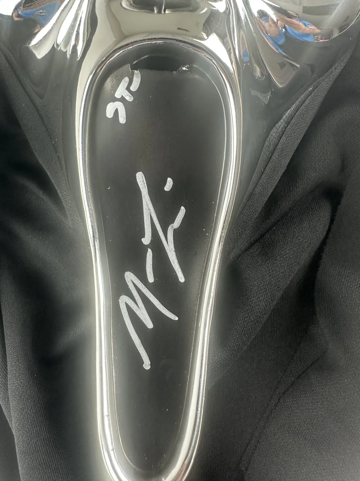 Matthew Lillard — Matthew Lillard signed chrome Ghostface Scream mask autograph Stu Macher BAS 597, image 2