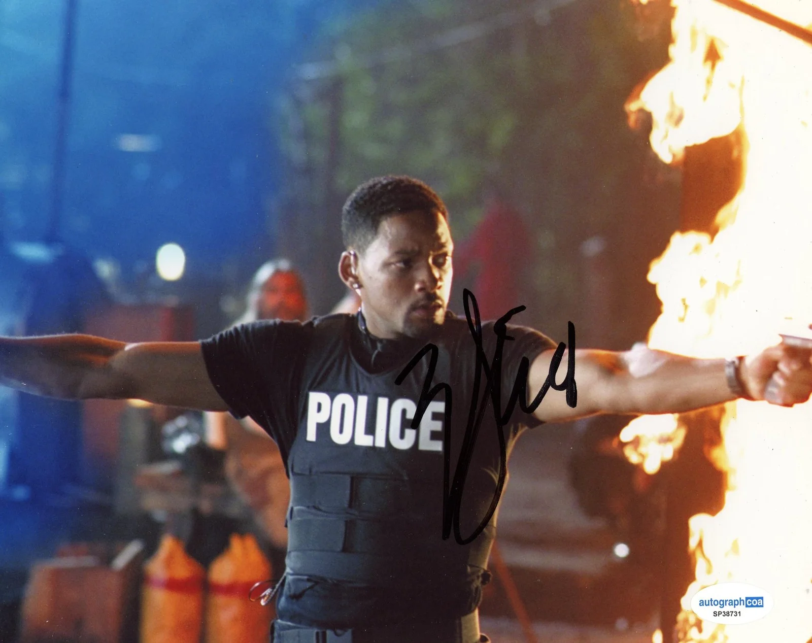 Will Smith — Will Smith "Bad Boys" AUTOGRAPH Signed 'Mike Lowrey' 8x10 Photo B ACOA, image 2