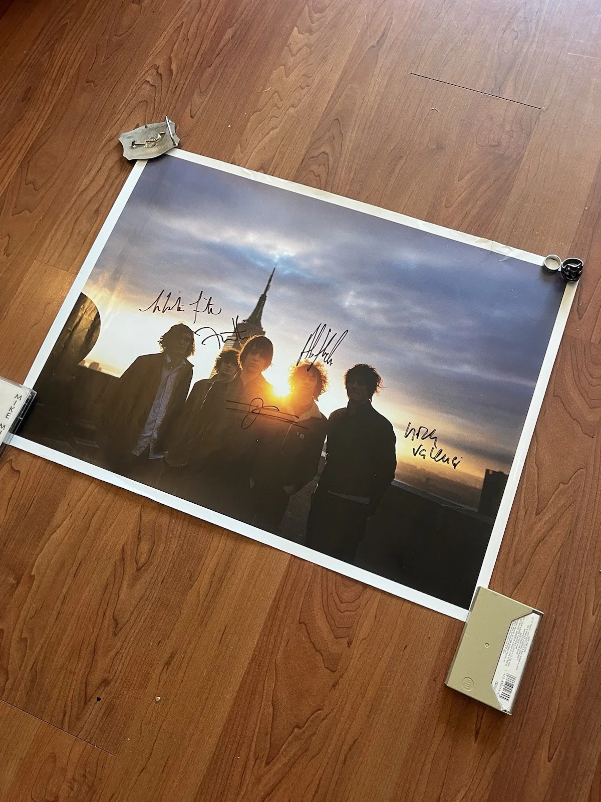 The Strokes Julian Full Band Signed IS THIS IT Era 18x24 Fan Club Poster JSA LOA, изображение 3