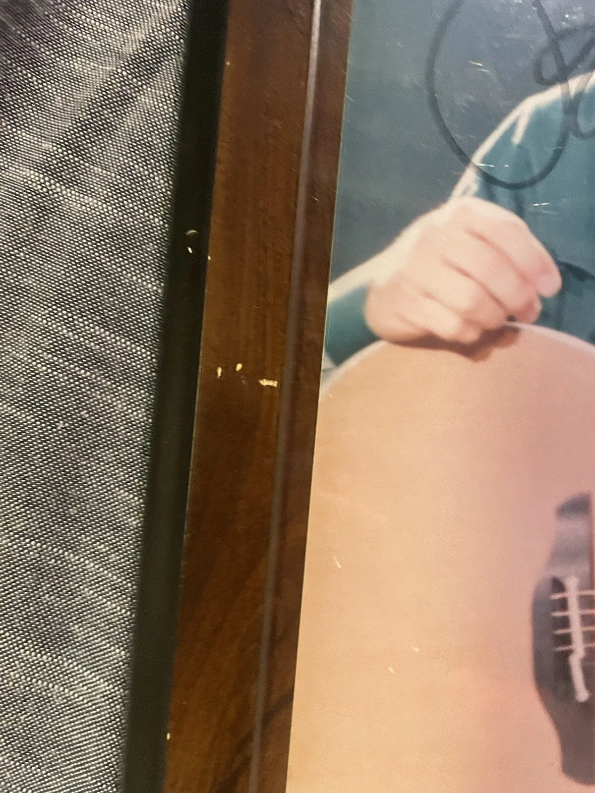 garth brooks autographed photo on wood, image 2