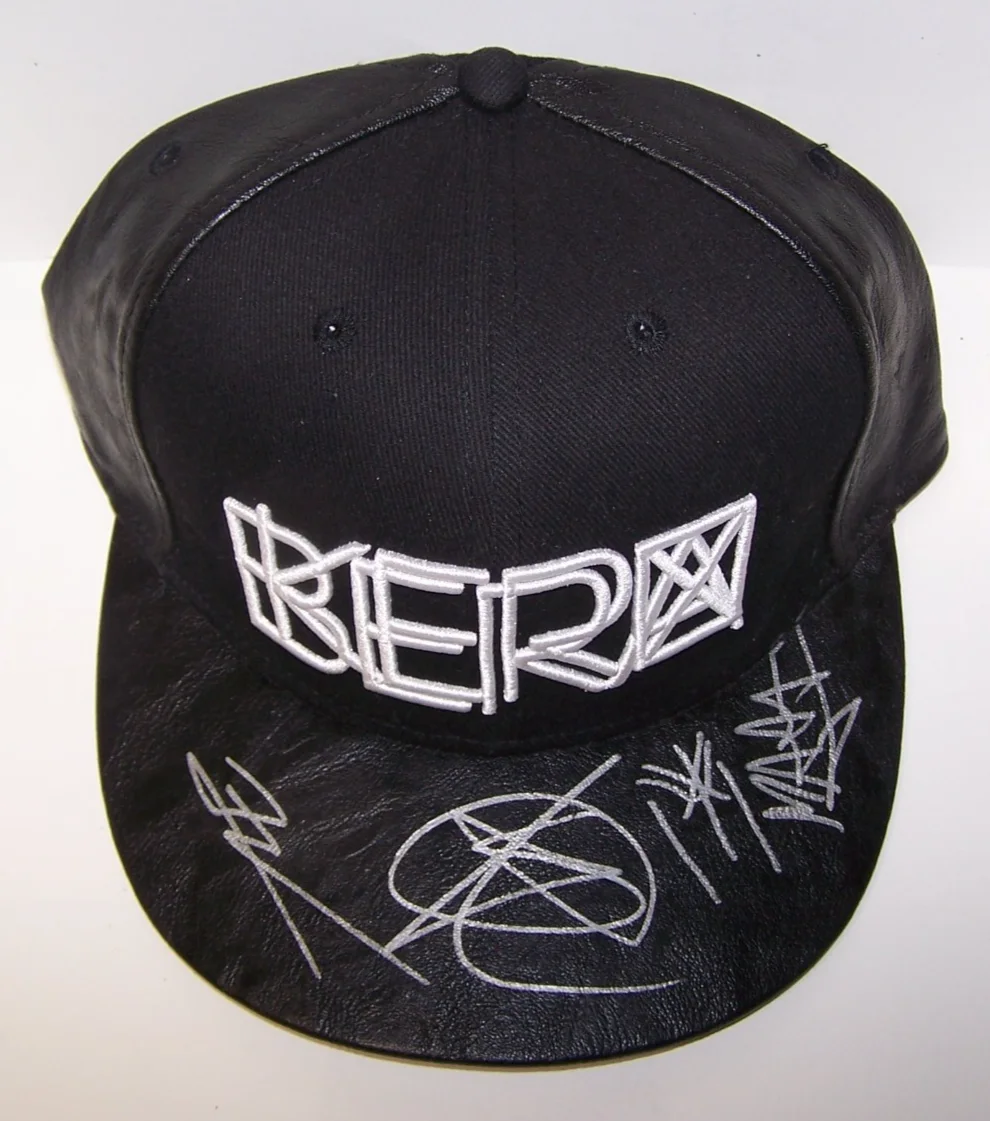 Kerbera Rock Band — KERBERA Signed Hat ( Sweden Alt Rock Band Autograph Hat ) Very Rare !!! Clean!!, изображение 3