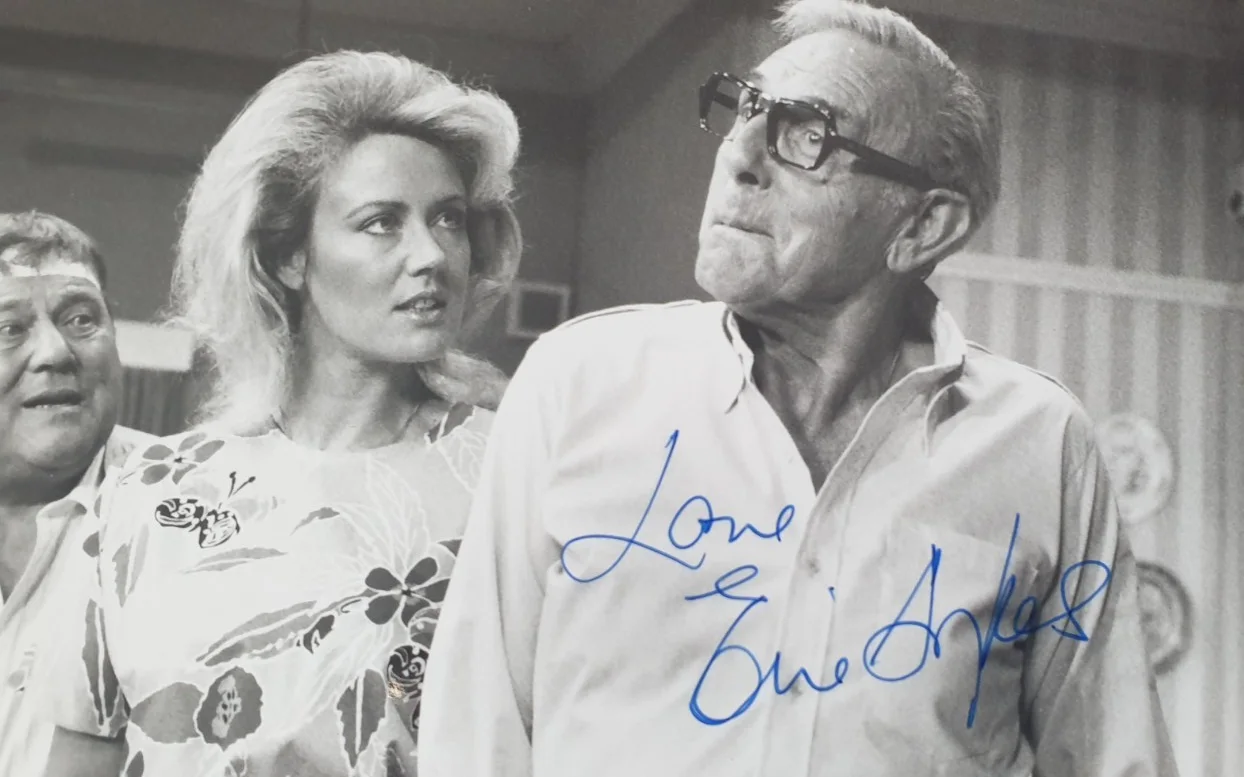 Eric Sykes Signed 10x8 Photo Sykes Comedy Actor Autograph Terry Scott with COA, image 3