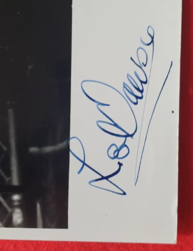 Les Dawson Signed 10x8 Photo On Stage Comedian Autograph COA, изображение 3