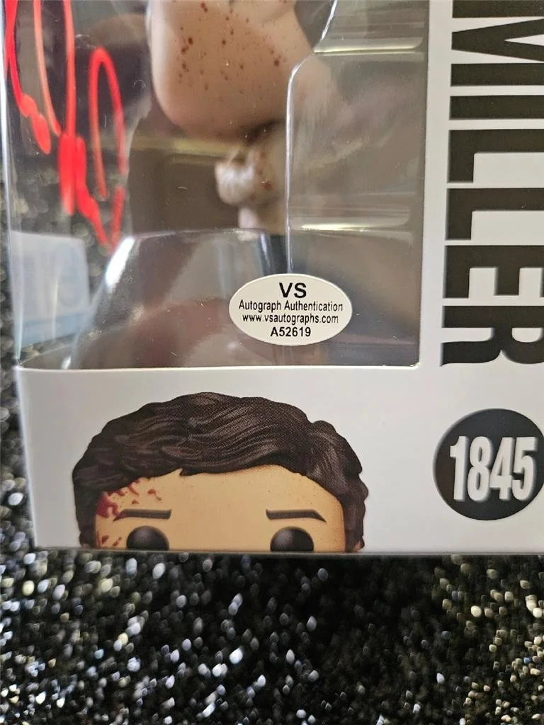 PEDRO PASCAL — PEDRO PASCAL HAND SIGNED AUTOGRAPHED FUNKO POP THE LAST OF US JOEL MILLER W/ COA, image 5