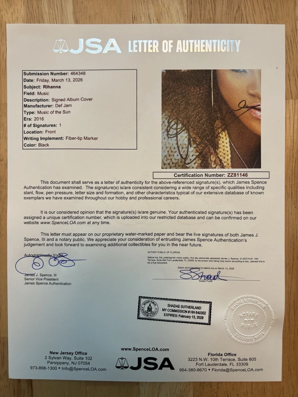 RIHANNA SIGNED AUTOGRAPHED MUSIC OF THE SUN RECORD ALBUM VINYL JSA LOA, изображение 5