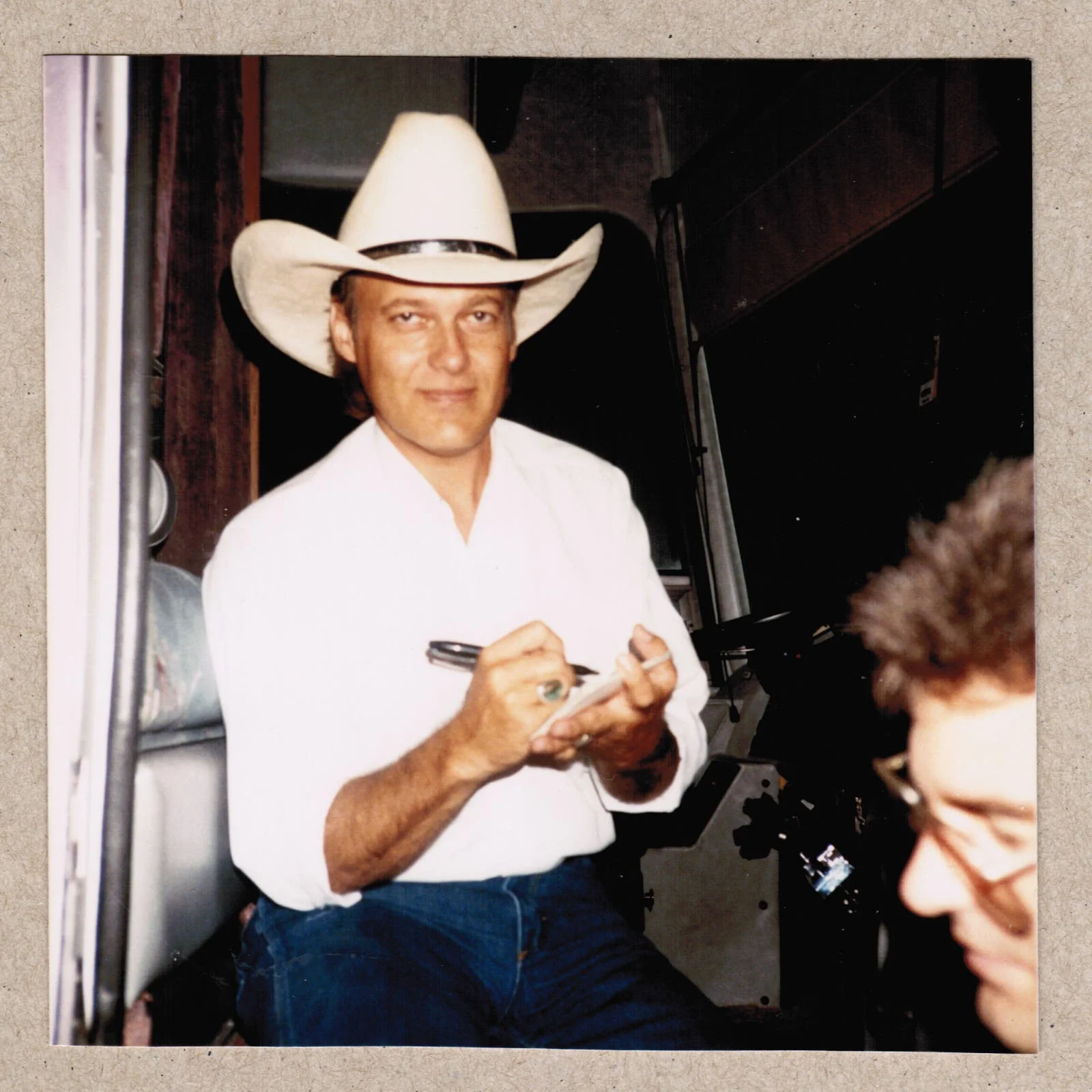 1989 Ricky Van Shelton Signed Autograph w/Fan Taken 3.5 x 3.5 OOAK Photo Ticket, изображение 3