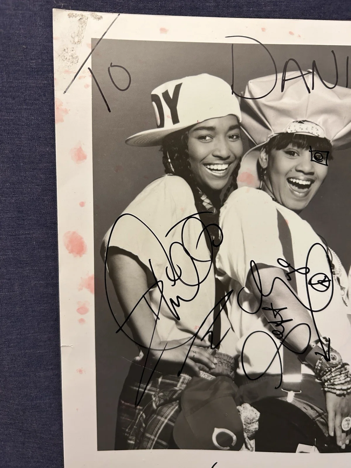 ~1991 Rare SIGNED TLC 8x10 Photo All Three Autographs T-Box Left Eye Chilli R&B, image 3