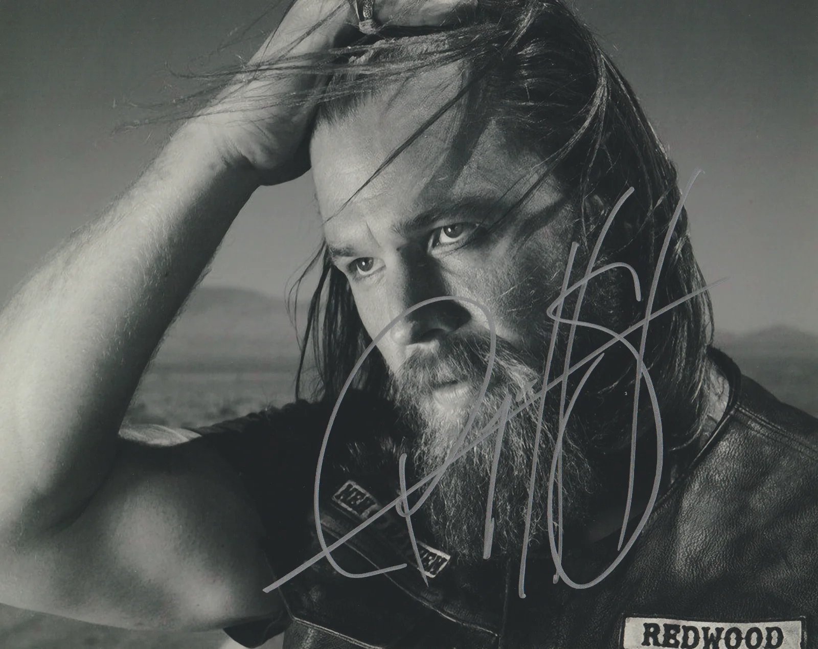 RYAN HURST — RYAN HURST SONS OF ANARCHY SIGNED 10X8 B&W PHOTO AUTOGRAPH HARRY OPIE WINSTON FX