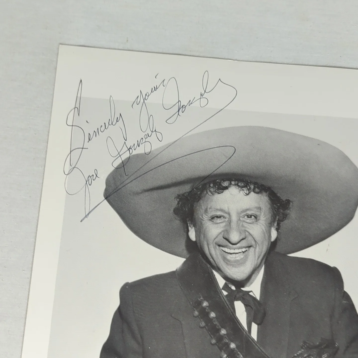 Jose Gonzalez Gonzalez Signed Photograph Picture, image 2